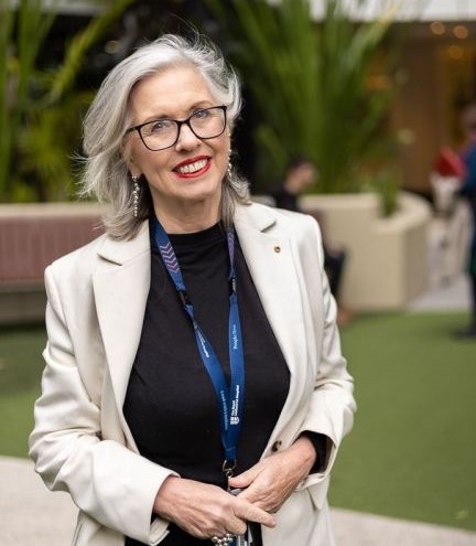 Prof Christobel Saunders